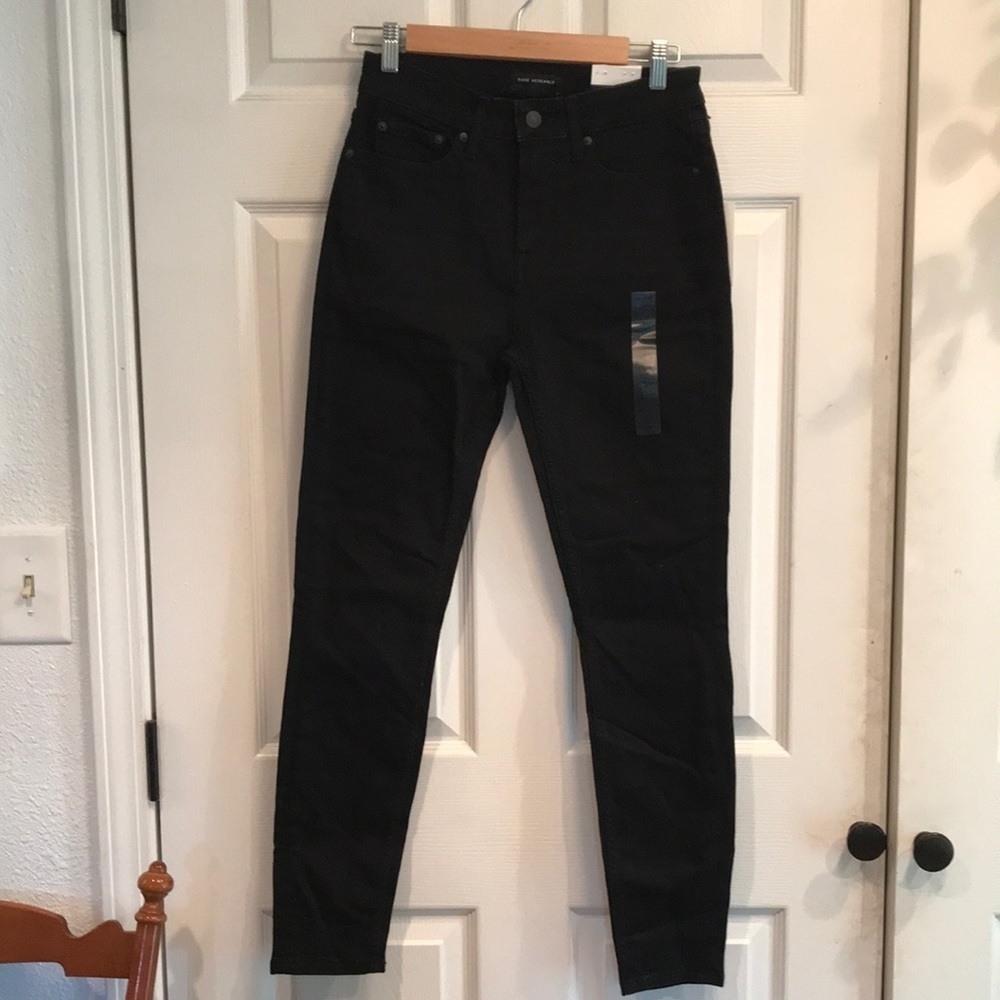 Free Assembly brand size 4 black high rise skinny jeans- NWT